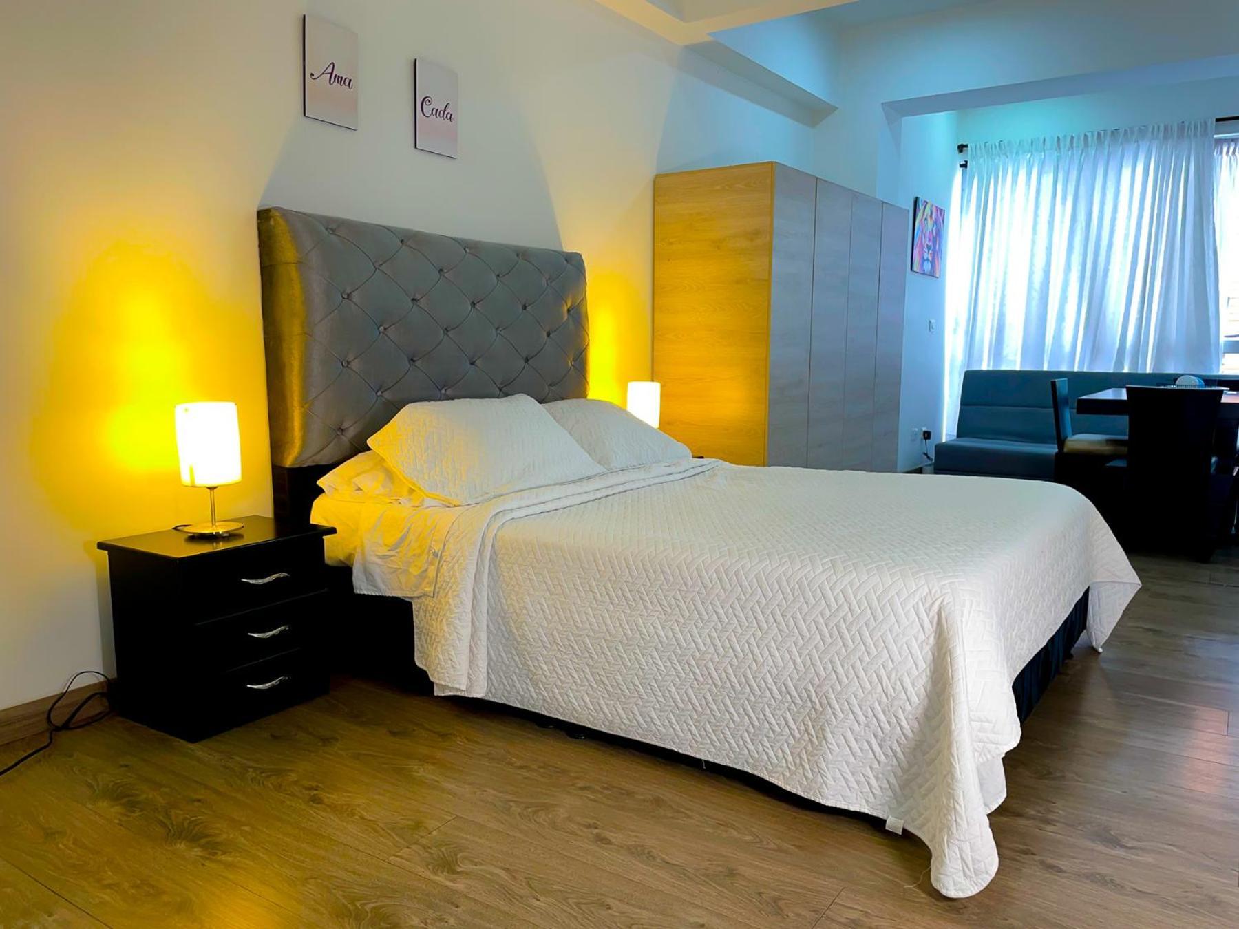 Soho Luxury Suites Armenia  Buitenkant foto