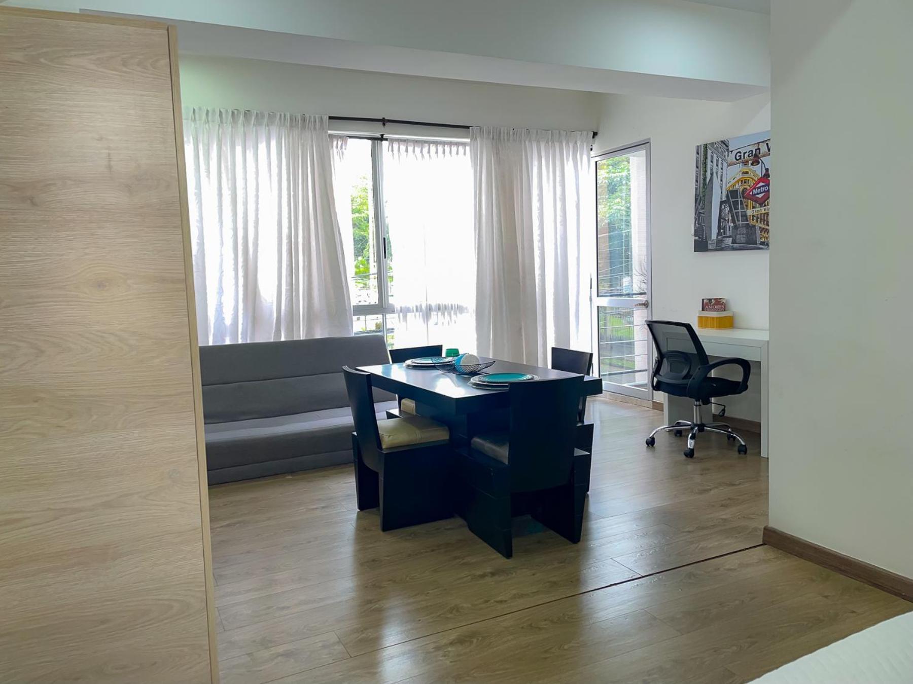 Soho Luxury Suites Armenia  Buitenkant foto